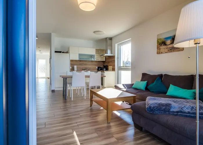 Lagovida Kapitaenskajuete F Am Stoermthaler * غروسبونسنا