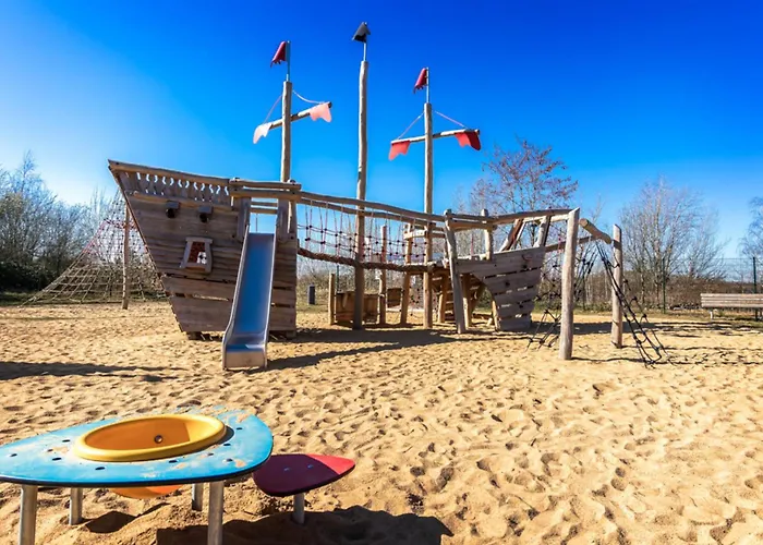 Lagovida Kapitaenskajuete F Am Stoermthaler غروسبونسنا